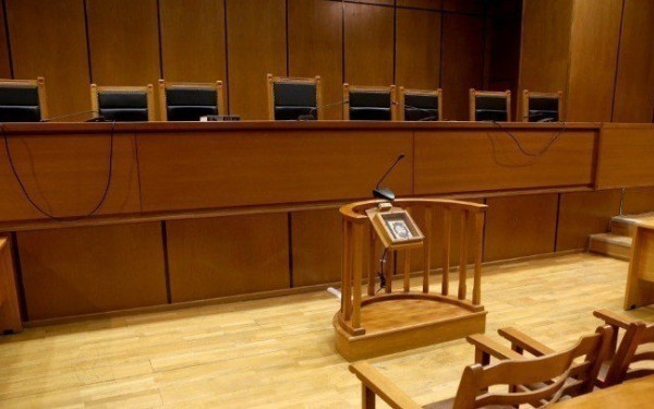 Θεσσαλονίκη: Την ενοχή του 70χρονου που σκότωσε με σκεπάρνι τον γιο του ζήτησε η εισαγγελέας