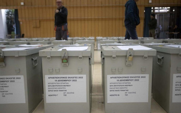 Αρχιεπισκοπικές εκλογές στην Κύπρο με ψήφο σε... 942 κάλπες!