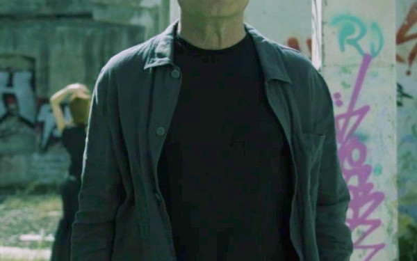 «Στην άκρη του δρόμου» ο Δημήτρης Νικολούδης