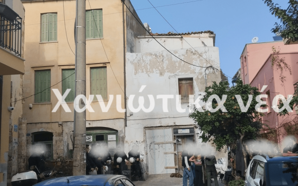 Χανιά: Εκκένωση κτιρίου που τελούσε υπό κατάληψη (φωτ.)