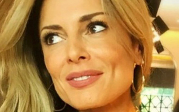 Θεσσαλονίκη: H Κατερίνα Λάσπα χαρακτηρίζει «Αθλιότητα» την εκδήλωση με τις drag queens που θα διαβάσουν παραμύθια (φωτ.)