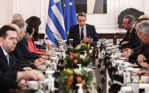 ﻿Μητσοτάκης: Επίθεση σε... αριστερούς του χαβιαριού και φιλελεύθερους πολυτελείας