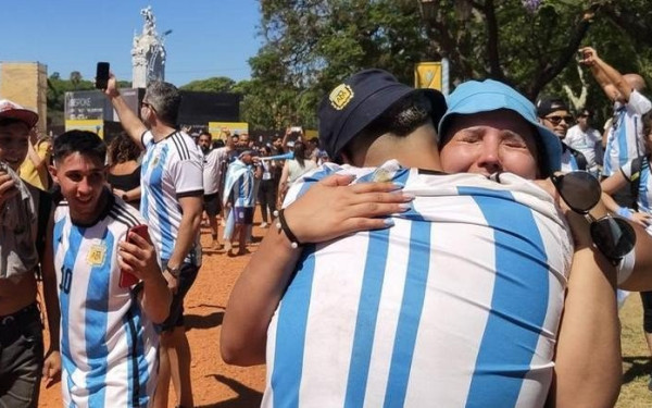 Τρομερό βίντεο: Οι δρόμοι του Μπουένος Άιρες τη στιγμή της κατάκτησης του Μουντιάλ από την Αργεντινή