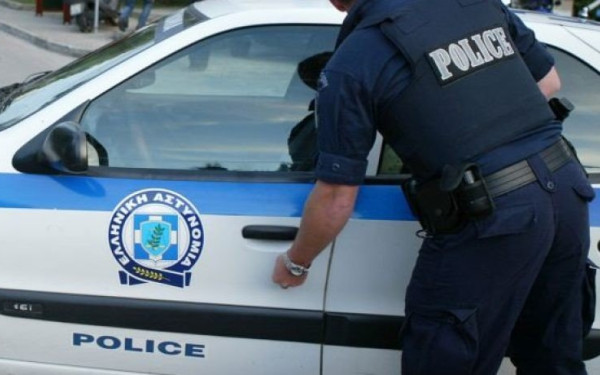 Θεσσαλονίκη: Τρεις νεαροί δέχθηκαν επίθεση από ληστές στην Επανομή και τους πήραν ένα κινητό