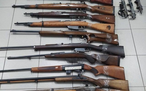 Φλώρινα: Βρέθηκε αποθήκη-οπλοστάσιο - 14 συλλήψεις (φωτ.)