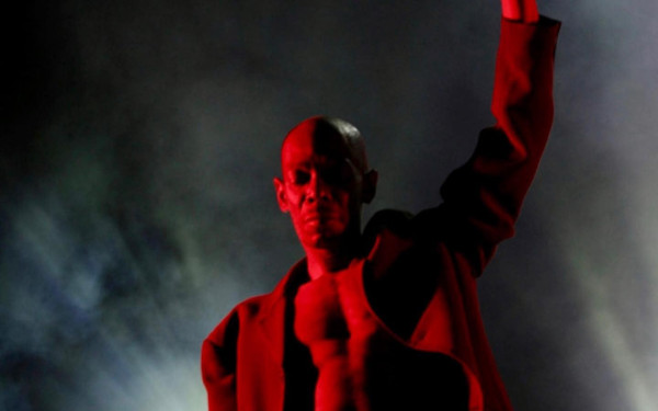 Πέθανε ο τραγουδιστής των Faithless, Μάξι Τζαζ (βίντεο)