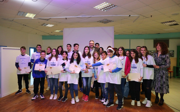 Πρωτιές του 5ου Γυμνασίου Ωραιοκάστρου στο 8ο Μαθητικό Φεστιβάλ Ρομποτικής 