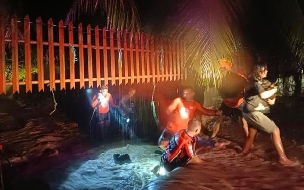 Πλημμύρες στις Φιλιππίνες: Στους 33 οι νεκροί