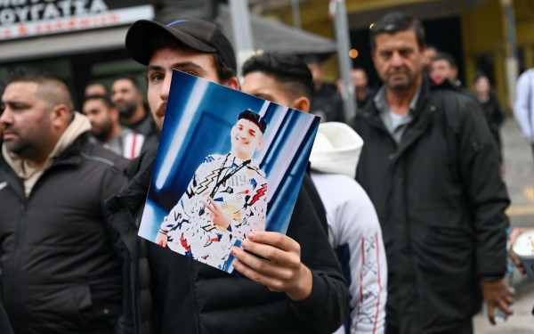 Θεσσαλονίκη: Ελεύθερος και με δεύτερη απόφαση ο αστυνομικός που πυροβόλησε και σκότωσε το 16χρονο Ρομά