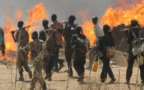 Σουδάν: Σχεδόν 100 άμαχοι νεκροί στον πόλεμο μεταξύ στρατού και παραστρατιωτικών