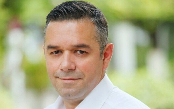 «Όταν εξελέγην βουλευτής με τη ΝΔ, δεν ήξερα...» - Ο Θ. Χειμάρας απαντά για τις συμβάσεις της εταιρείας του με δήμους