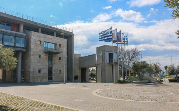 Πώς θα ρυθμιστούν τα χρέη προς τον δήμο Θεσσαλονίκης σε 36 ή 72 δόσεις