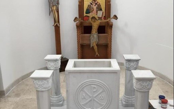 Η Ελλάδα «έστειλε» Αγία Τράπεζα και Πολυέλεαιο σε Ιερό Ναό στην Κορέα (φωτ.)