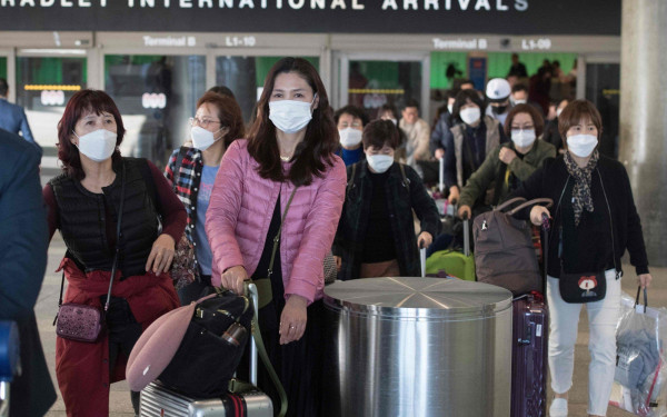 Ο κορονοϊός ξανάρχεται - Ποιες χώρες στήνουν «μπλόκο» στους Κινέζους ταξιδιώτες (βίντεο)