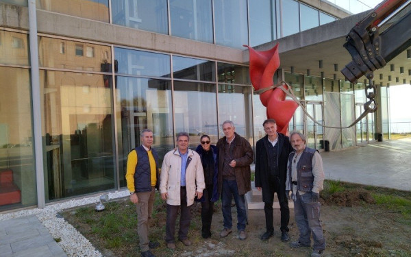 Θεσσαλονίκη: Η αυλή του Μεγάρου Μουσικής μετατρέπεται σε δημόσια ανοιχτή γλυπτοθήκη 