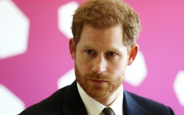 Βρετανία: Ο πρίγκιπας Χάρι και ο Έλτον Τζον εμφανίστηκαν αιφνιδιαστικά στη δίκη του εκδότη της Daily Mail 