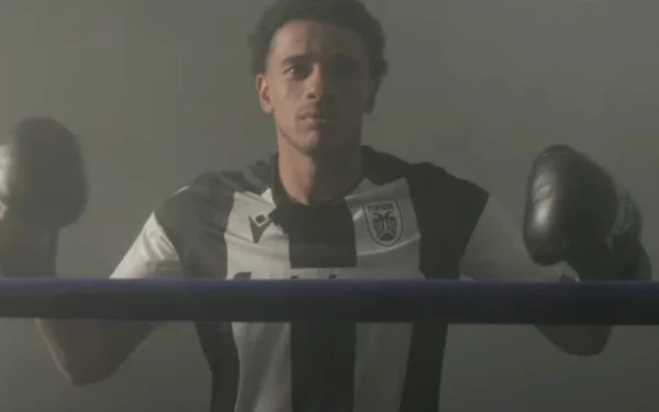 Ο Τάισον έβαλε τα γάντια του, ανέβηκε στο ρινγκ και ανακοινώθηκε από τον ΠΑΟΚ (βίντεο)