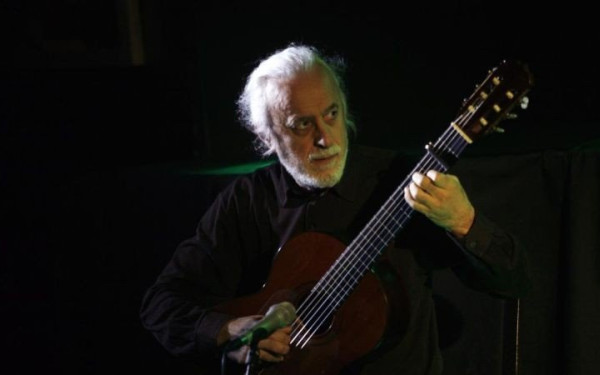 Ο πολιτικός κόσμος αποχαιρετά τον Νότη Μαυρουδή