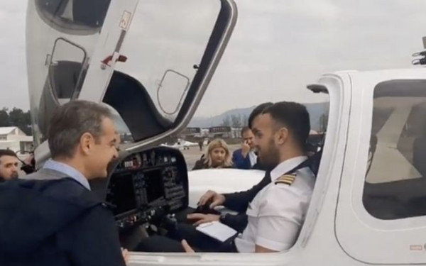 Στάση-αστραπή στο αεροδρόμιο του Αμυγδαλεώνα για τον Κυρ. Μητσοτάκη (φωτ.)