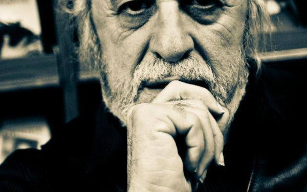 Χάρης Μαυρουδής: Τα ΜΜΕ να μη κάνουν στον πατέρα μου ό,τι έκαναν στον Μάνο Χατζιδάκι 