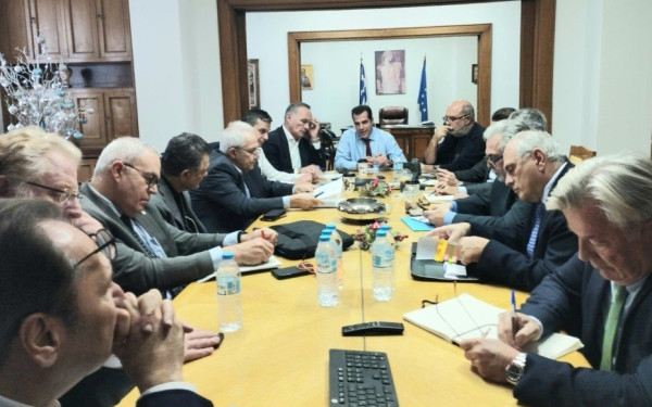 Υπουργείο Υγείας: 10 μέτρα για τις ελλείψεις φαρμάκων