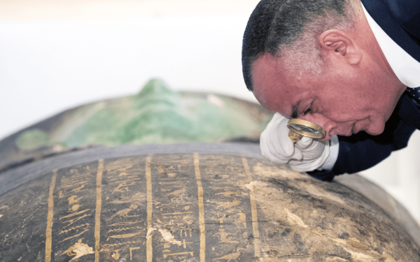 Επέστρεψε στο Κάιρο μία από τις μεγαλύτερες σαρκοφάγους - Η «πράσινη φαραωνική» σαρκοφάγος (φωτ.)