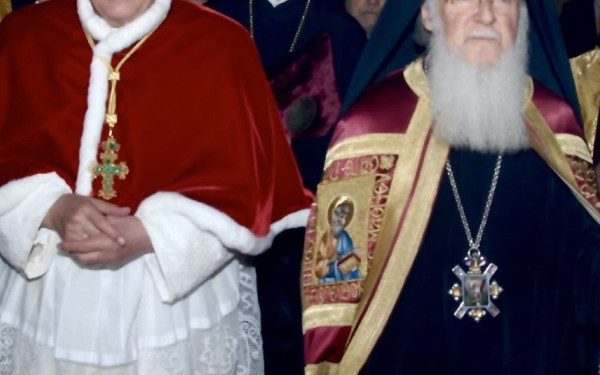 Αρχιεπίσκοπος Αμερικής Ελπιδοφόρος: Ο πρώην Πάπας Βενέδικτος ΙΣΤ’ ήταν αφιερωμένος στον διάλογο με την Ορθόδοξη Εκκλησία	