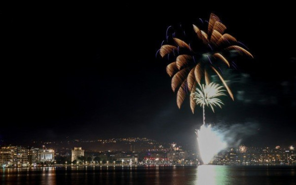 Τραυματισμοί από βεγγαλικά: Χειρουργήθηκαν τα δύο παιδιά που ακρωτηριάστηκαν - Μια 7χρονη έπαθε εγκαύματα