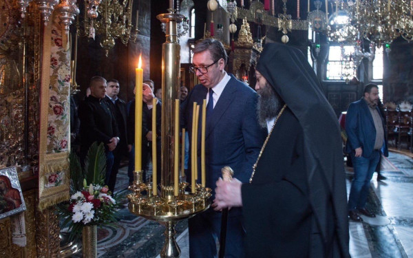 Ο Πρόεδρος της Σερβίας Βούτσιτς στην Ιερά Μονή Χιλανδαρίου