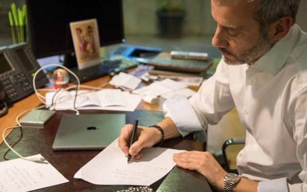 Ο Ζέρβας στο στέκι του Παπαγεωργόπουλου και ένα καβγαδάκι σε δήμο στα ανατολικά. Γράφει ο Σαλονικιός