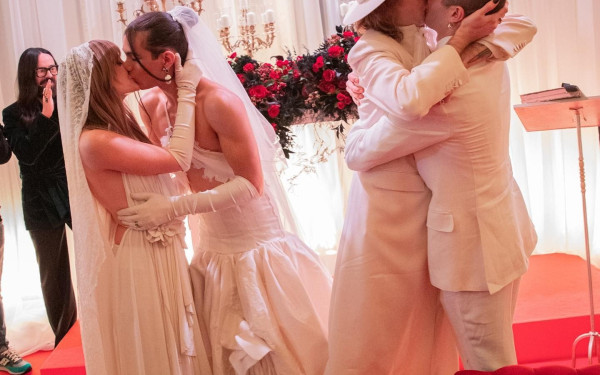 Maneskin: Τα μέλη του συγκροτήματος παντρεύτηκαν όλοι μαζί... μεταξύ τους (βίντεο, φωτ.)