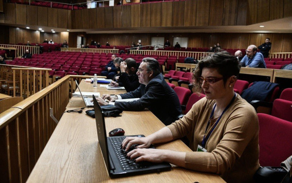 Δίκη Χρυσής Αυγής: Βίαιη προσαγωγή της συντρόφου του Παύλου Φύσσα έχει διατάξει για σήμερα το δικαστήριο