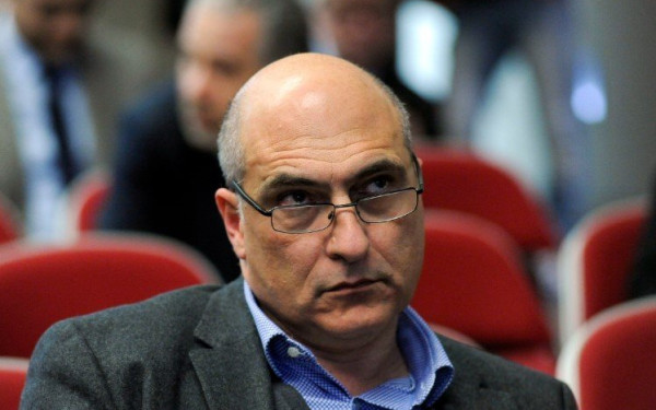 Qatargate: Ο Αντρέα Κοτσολίνο αποποιήθηκε την βουλευτική του ασυλία και δήλωσε αθώος