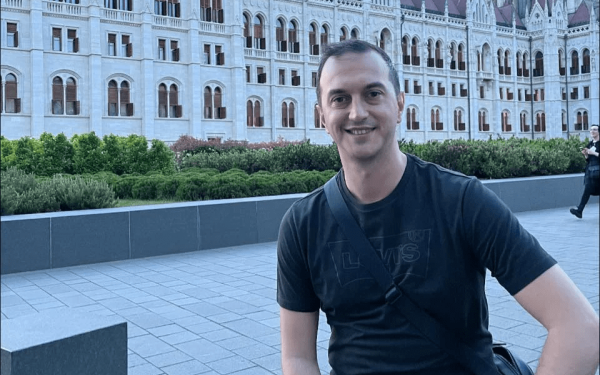 Το ζεϊμπέκικο-αποχαιρετισμός φίλου του σμηναγού Ευστάθιου Τσιτλακίδη (βίντεο)