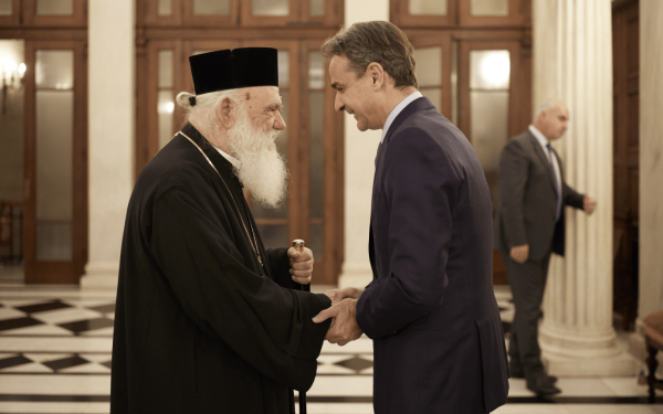 Συνάντηση Μητσοτάκη-Ιερώνυμου για το... business plan στο Σχιστό