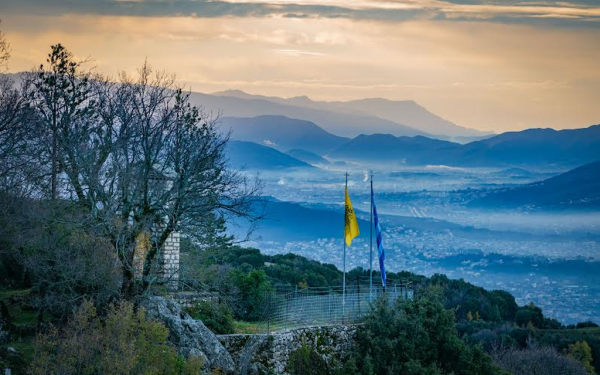 Η ιστορική Μονή που ριζώνει στα 1.000 μέτρα στο Μιτσικέλι και η αναγέννησή της (φωτ.)