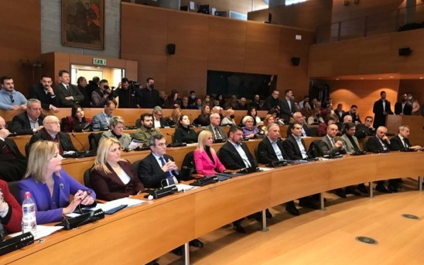 ΝΔ: Συσπείρωση στελεχών έφερε η εκδήλωση της Θεσσαλονίκης