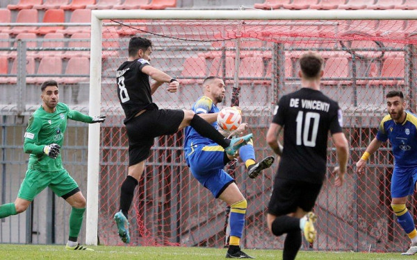 Κύπελλο: Η Λαμία «προσγείωσε» τον Απόλλωνα Παραλιμνίου (βίντεο)