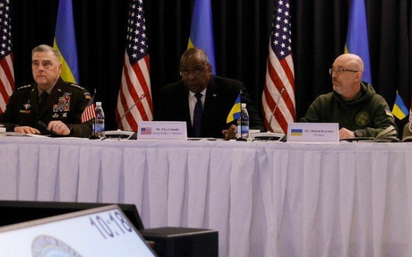 Οι Αμερικανοί παροτρύνουν την Ουκρανία να μην αρχίσει ακόμη την αντεπίθεση