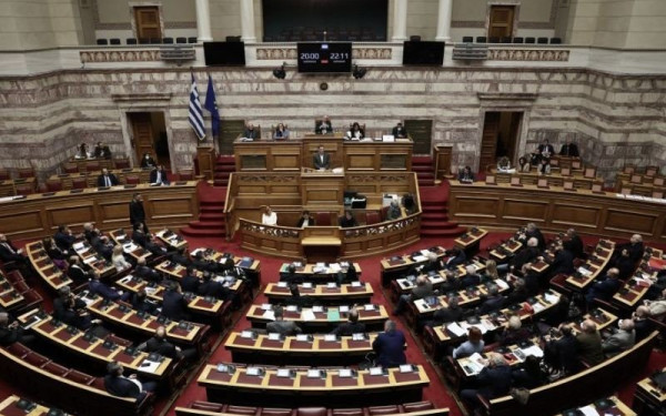 Πρόταση Δυσπιστίας - Μ. Βορίδης: Δεν έχει προκύψει κανένα στοιχείο ότι ο Κ. Μητσοτάκης έδωσε εντολή για τις παρακολουθήσεις (Live)