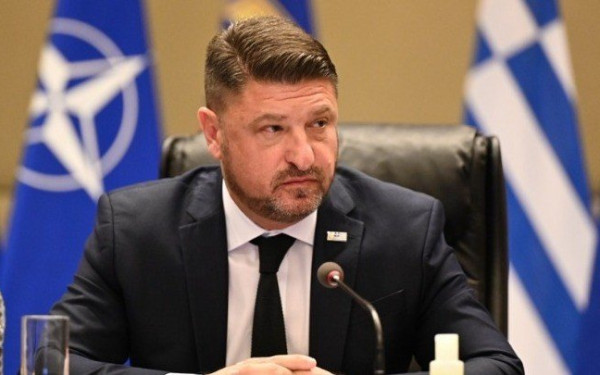 Στόχος αγνώστων έγινε το σπίτι του Περιφερειάρχη Αττικής - Η Ν.Δ. καταδικάζει την επίθεση