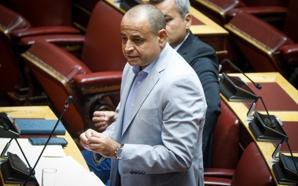 Στη Ρόδο η κηδεία του Νεκτάριου Σαντορινιού	