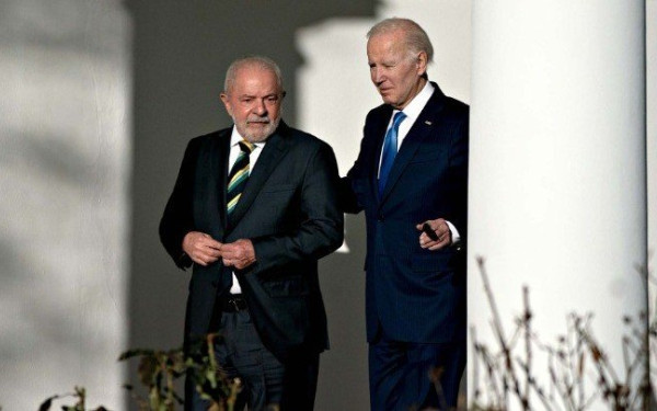 ΗΠΑ- Βραζιλία: Μπάιντεν και Λούλα εγκαινιάζουν «συνεργασία για τα δικαιώματα των εργαζομένων»