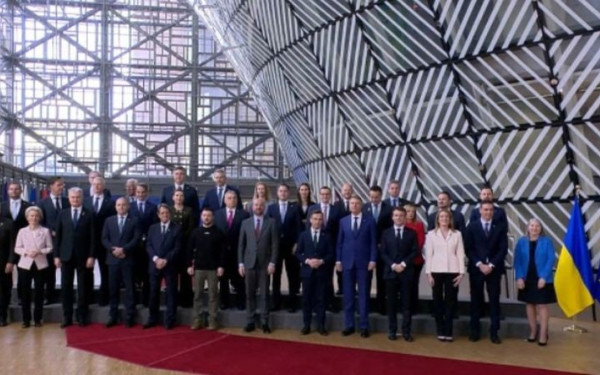 Άτυπη σύνοδος κορυφής της ΕΕ: Aυστηρότερα μέτρα για τη μετανάστευση συμφώνησαν οι αρχηγοί των «27» - Ικανοποιημένη δηλώνει η Αθήνα