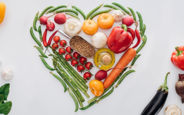 Διατροφή και ψυχική υγεία: Δύο συγκοινωνούντα δοχεία