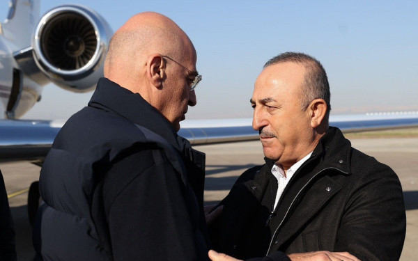 Τσαβούσογλου: «Ένας γείτονας που τείνει χείρα βοηθείας, είναι ένας πραγματικός γείτονας»