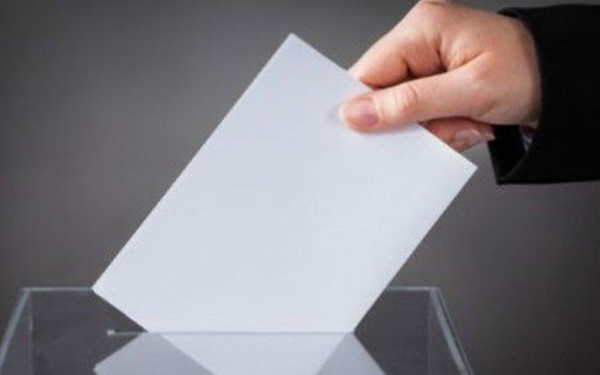 Δημοσκόπηση MRB: Κυρίαρχοι Μητσοτάκης και ΝΔ - Κέρδη για ΠΑΣΟΚ και Βελόπουλο