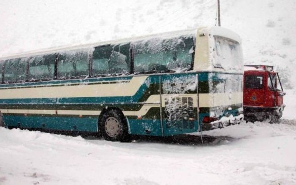 Κακοκαιρία «Μπάρμπαρα»: Επιβάτες του ΚΤΕΛ Κοζάνης έμειναν για 8 ώρες εγκλωβισμένοι