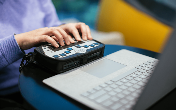 Θεσσαλονίκη: Η πανδημία απογείωσε την αναζήτηση τεχνολογικών εργαλείων για την προσβασιμότητα ατόμων με αναπηρία