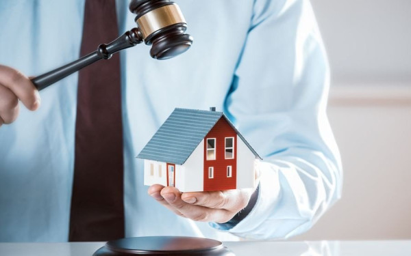 Νόμιμοι οι πλειστηριασμοί: Υπέρ των funds η Ολομέλεια του Αρείου Πάγου - «Στο σφυρί» 700.000 ακίνητα